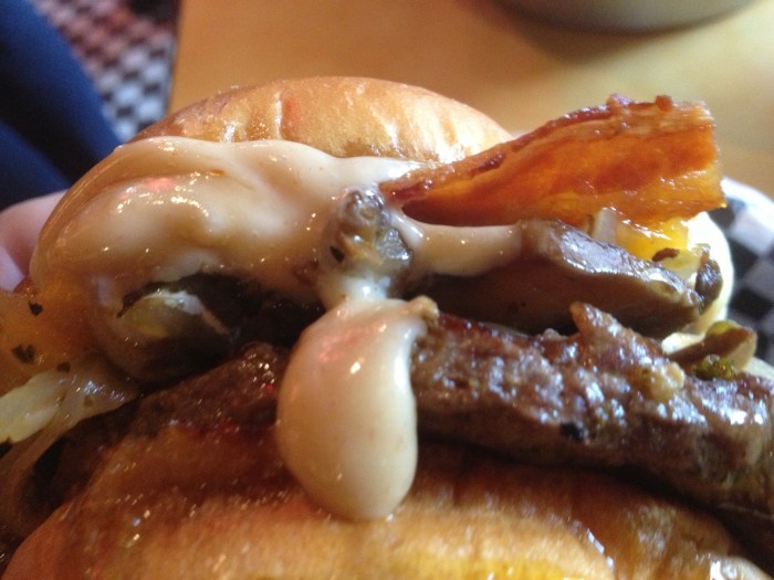 SRO Burger juicy hamburger