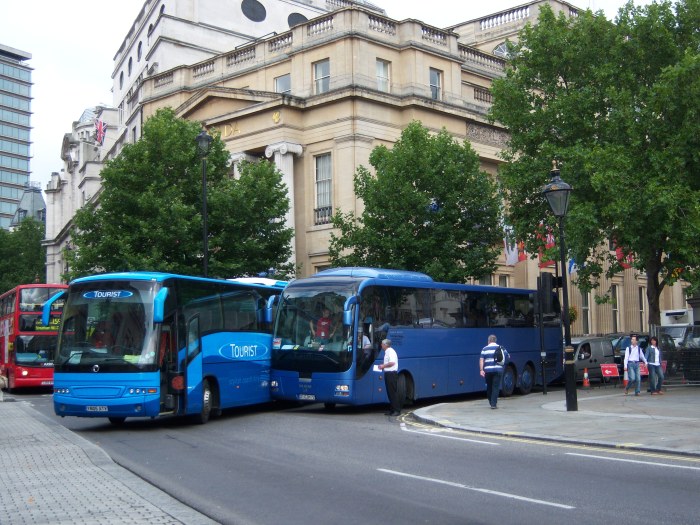 London bus crash