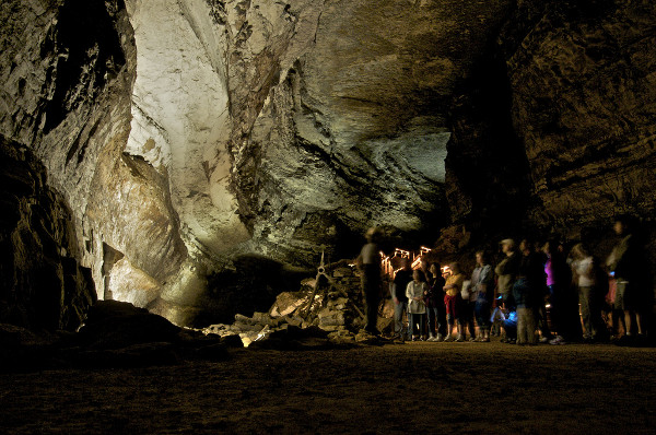 Mammoth-Cave spelunking