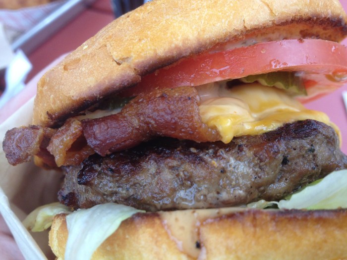 Taylors Refresher Bacon Cheeseburger