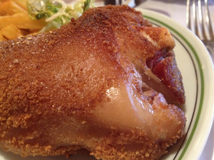 Pig's trotter crispy skin Paris