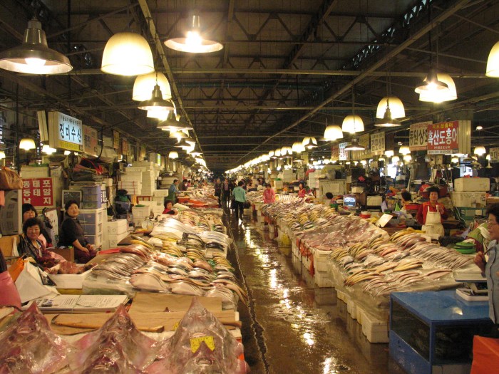 Korea-Seoul-Noryangjin_Fish_Market-03