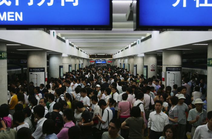 crowded china subways