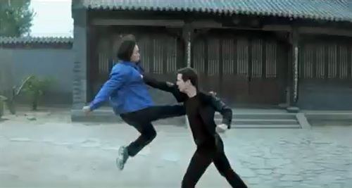 man-of-tai-chi-fight