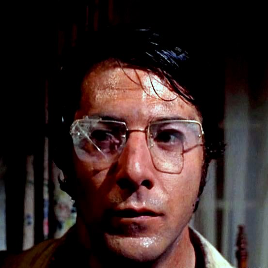 straw-dogs_-dustin-hoffman-bear-trap