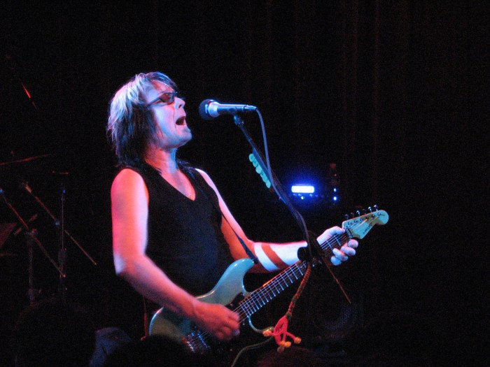 Todd_Rundgren_performs_@_WorkPlay