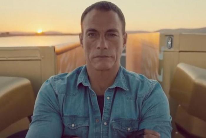 Jean-Claude-Van-Damme-does-epic-split-between-two-moving-trucks-VIDEO