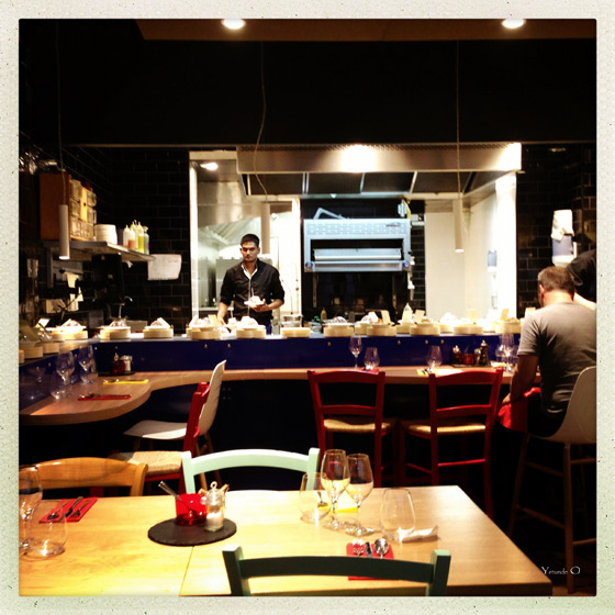 Medi-Terra-Nea-conveyor belt restaurant