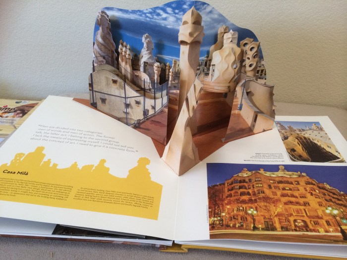 pop up Gaudi architecture