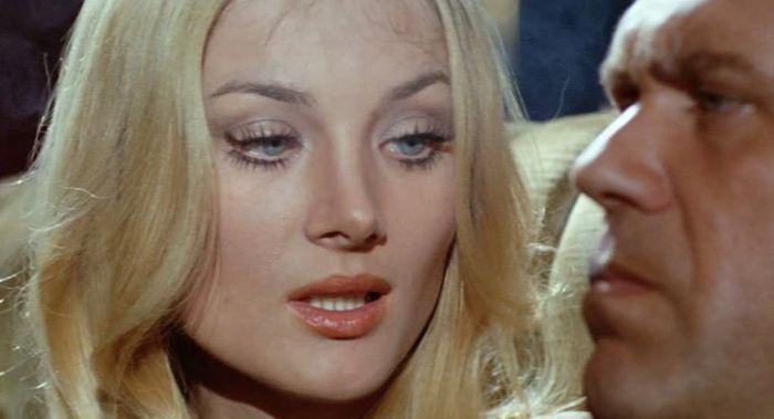Caliber 9 Barbara Bouchet