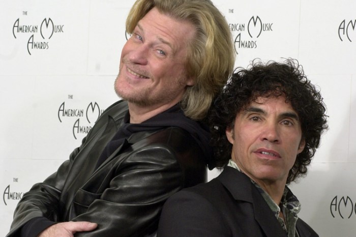 HALL OATES