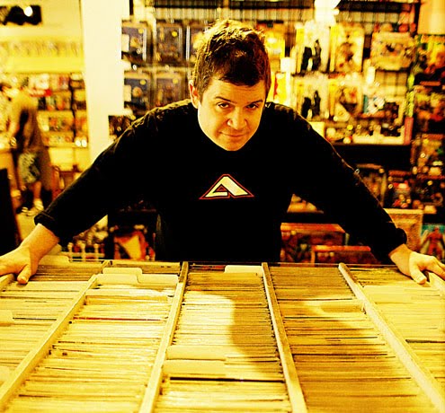 patton-oswalt-at-a-comic-book-store