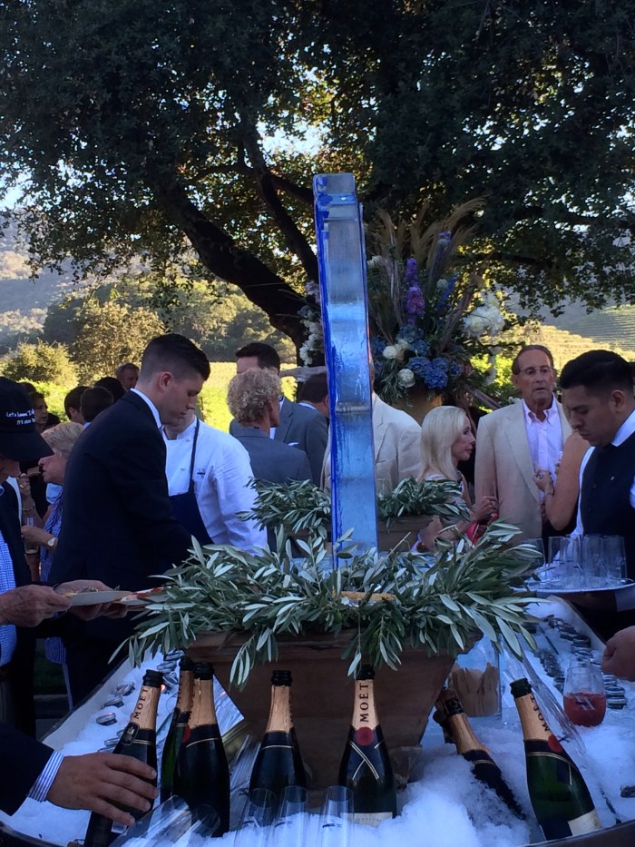 XX sculpture and champagne station