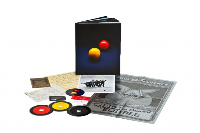 Venus-And-Mars-Box-1024x681