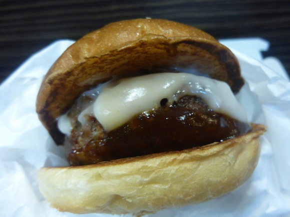 strawberry cheeseburger