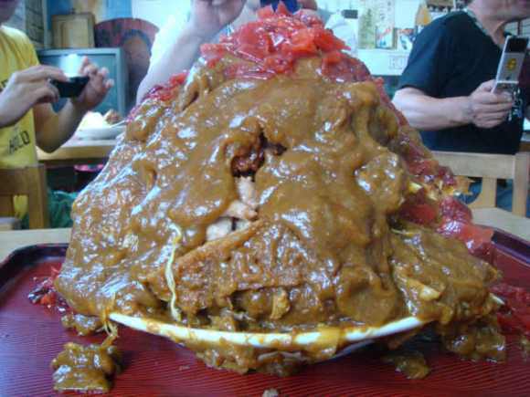 worlds-largest-plate-of-food