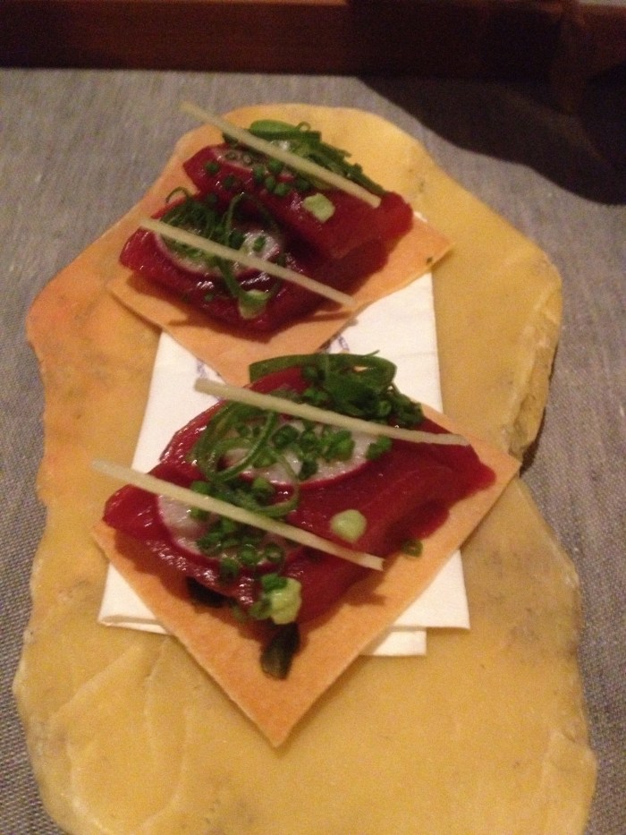 Comerc24 tuna shishimi pizza