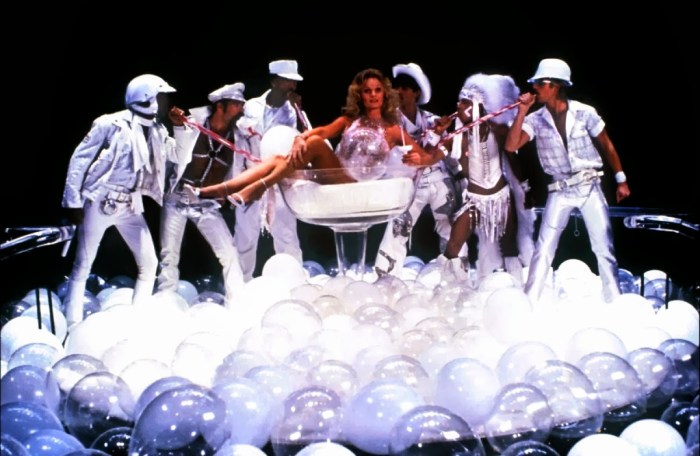 BM Can't Stop the Music 10