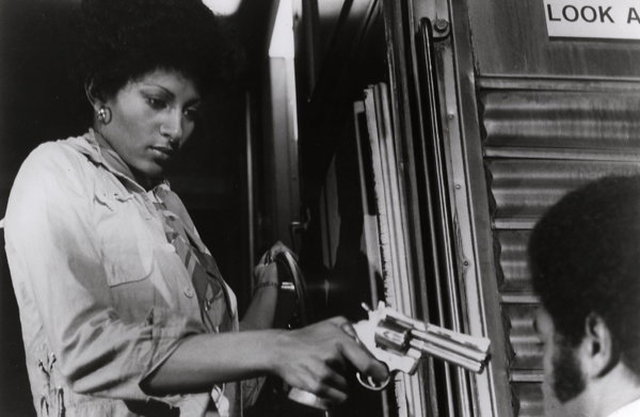 Title: SHEBA, BABY ¥ Pers: GRIER, PAM ¥ Year: 1975 ¥ Dir: GIRDLER, WILLIAM ¥ Ref: SHE108AA ¥ Credit: [ AIP / THE KOBAL COLLECTION ]