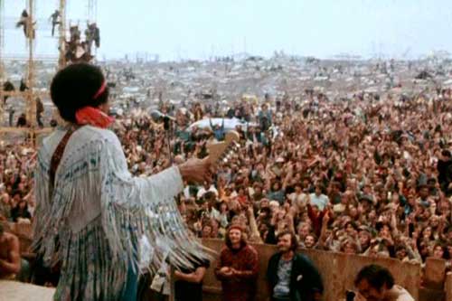 jimi-hendrix-at-woodstock-69