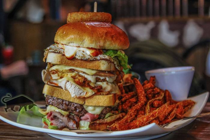 The Manwhich Monster Burger!