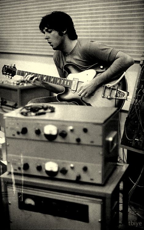 Paul McCartney solo recording