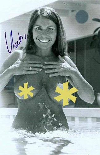 Uschi Digard buxom sex toy