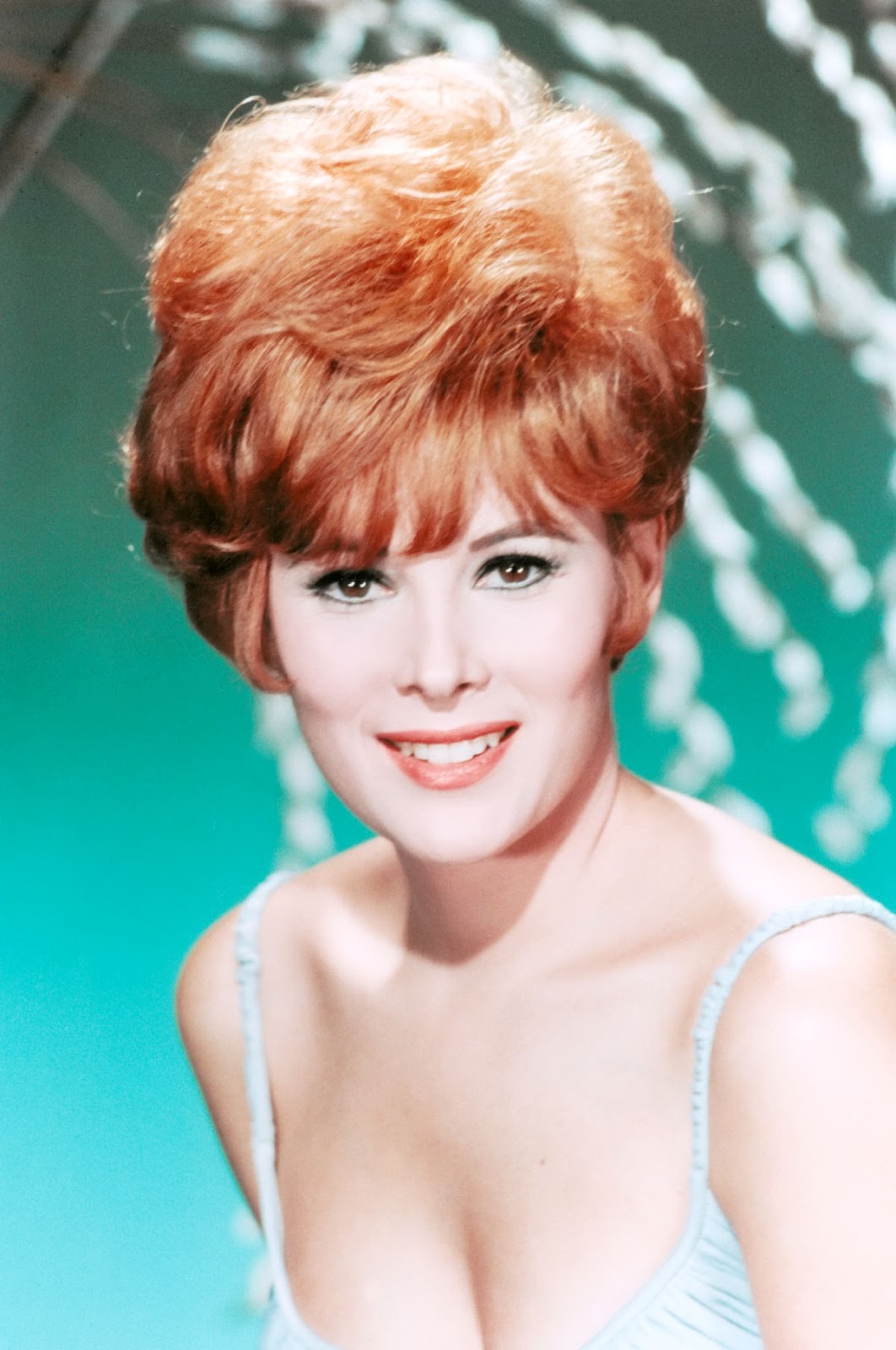 Jill St. John 007