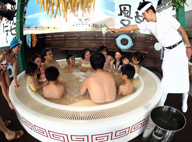 ramen noddle bath