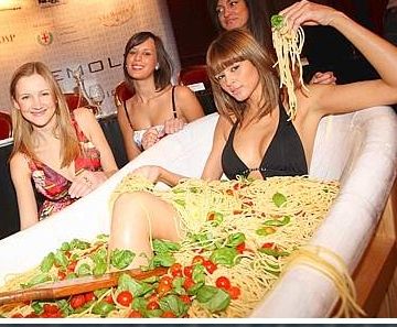 unqiue ramen noodle bath