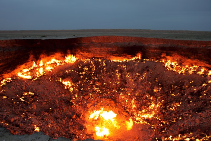 darvaza-turkmenistan-gates-of-hell-jpg