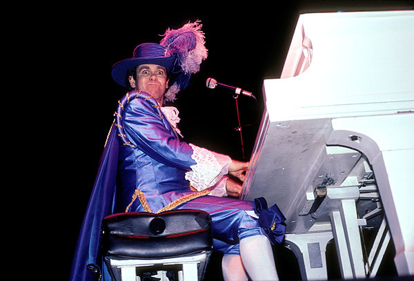 elton-john-70s-music
