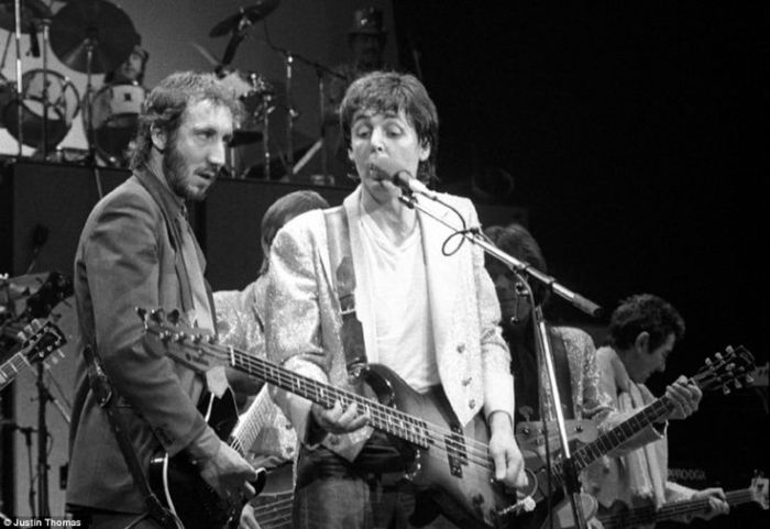 kampuchea-concert-mccartney-and-pete-townsend