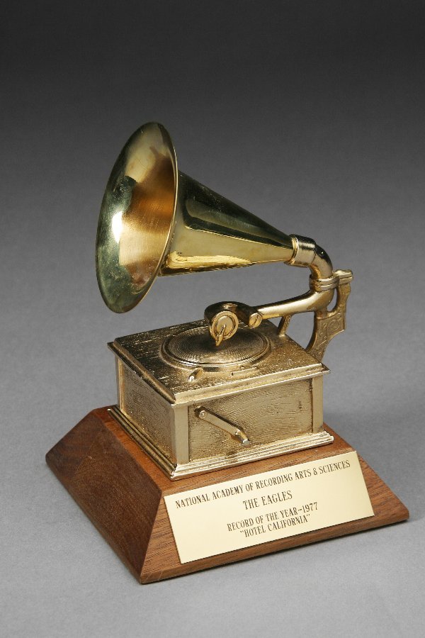 grammy-awards-hotel-california