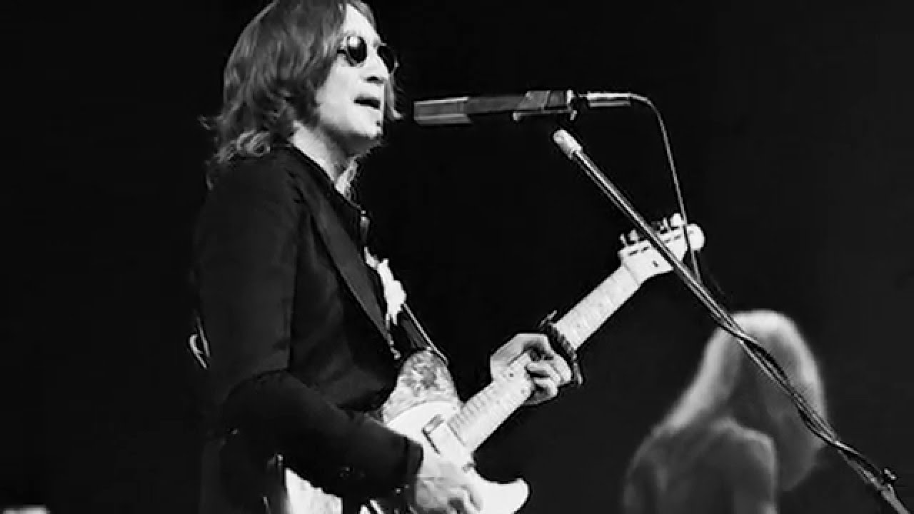 john-lennon-live-madison-square-garden