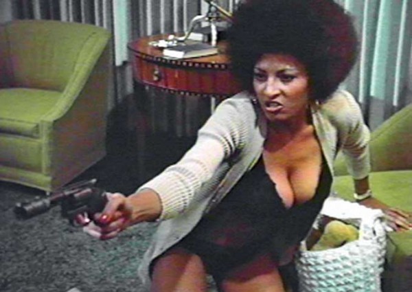 pam-grier-coffy-600x425