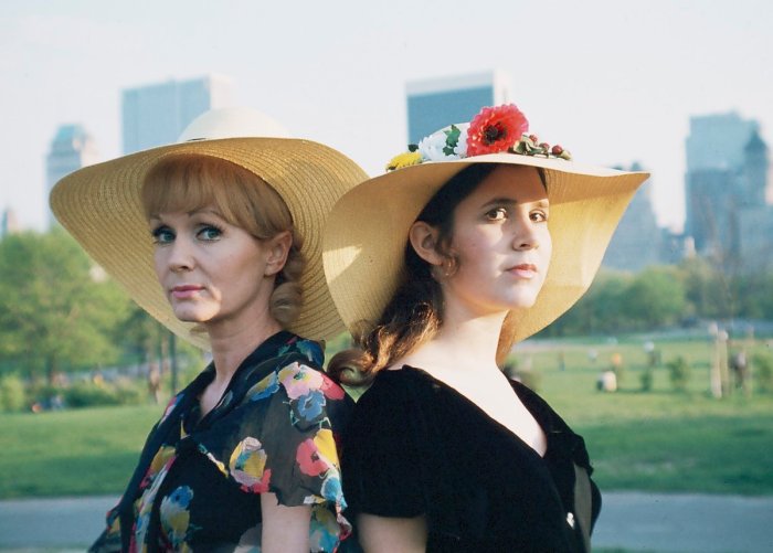 debbie-reynold-carrie-fisher-public-service