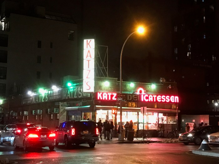 nyc-katzs-deli-at-night