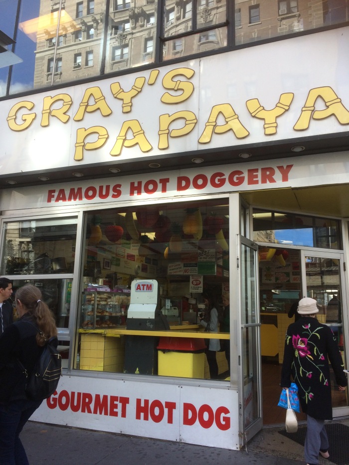 greys-papaya-hot-dogs-new-york-city