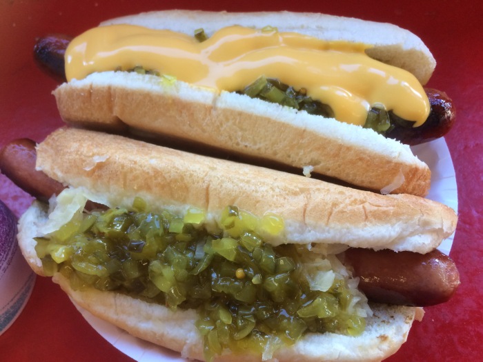 hot-dogs-from-greys-papaya