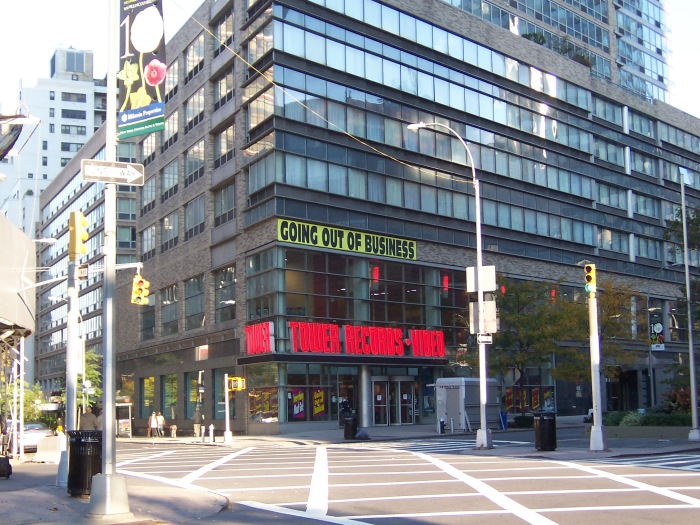 upper-west-side-boradway-tower-records-going-out-of-business